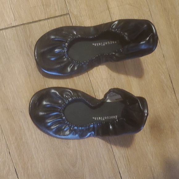 New Black Rescue Flats. - Picture 9 of 10